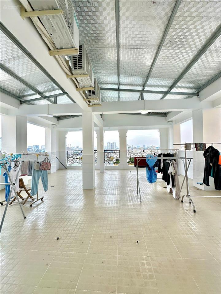 Bán tòa chdv mới xây 100% ngay ngã 4 bốn xã, 62 phòngdòng tiền 300tr/tháng,chính chủ đang vận hành