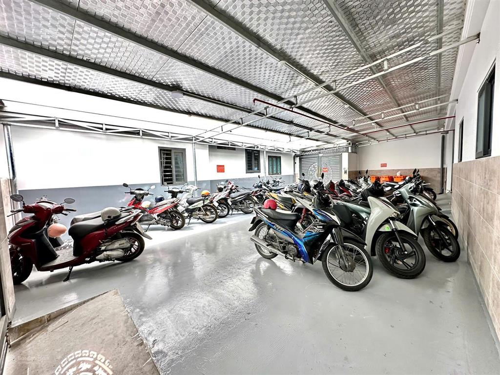 Chính chủ bán tòa nhà chdv sát aeon tân phú, full nội thất, vận hành sẵn, doanh thu 210triệu/tháng