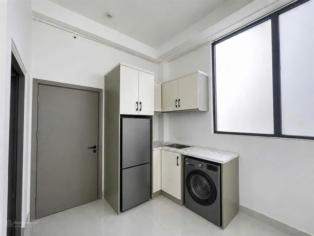 Bán tòa chdv mới xây 100%, có thang máy, full pccc, dòng tiền ổn định 80tr/tháng, sát aeon tân phú