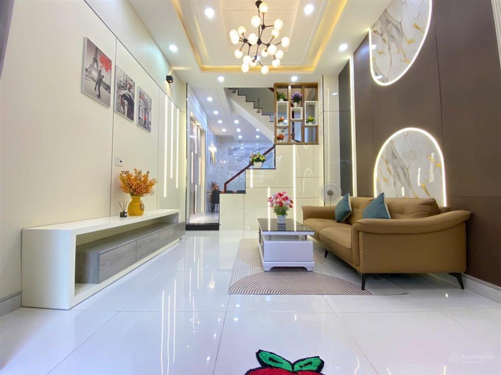 Lên sóng căn nhà 3 lầu full nội thất ngay ngã tư quang trung phan huy ích