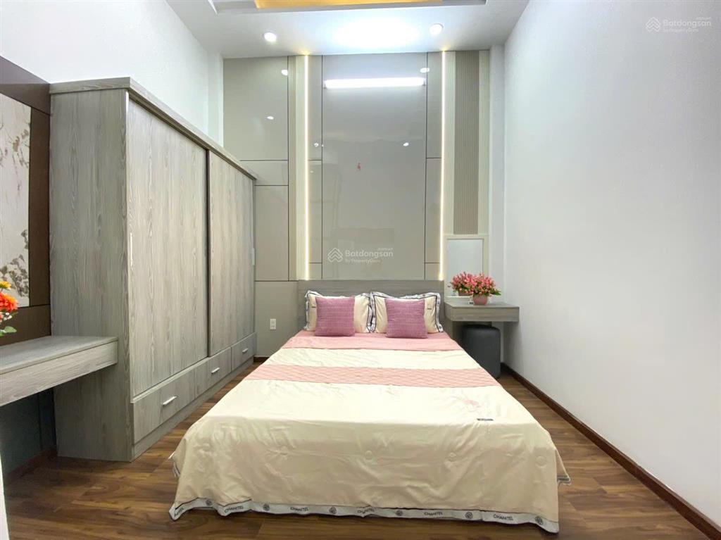 Lên sóng căn nhà 3 lầu full nội thất ngay ngã tư quang trung phan huy ích