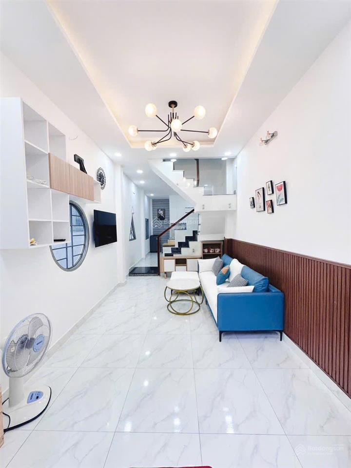 Bán gấp căn nhà 3x11m đúc 1 lầu full nội thất gần mặt tiền