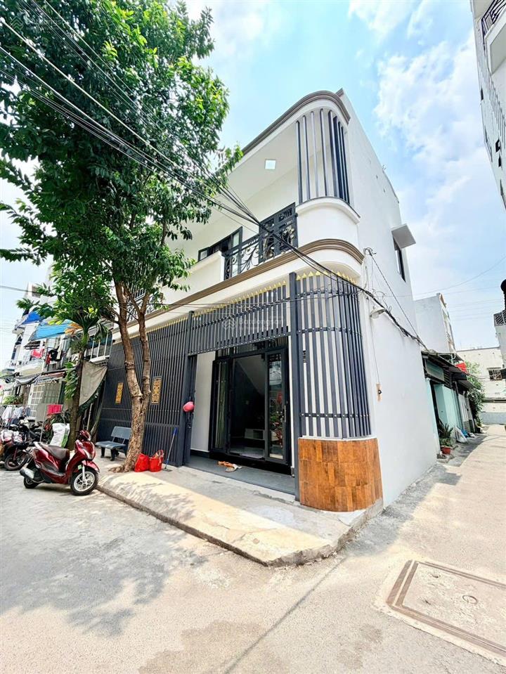 Lên sóng căn nhà góc 2 mt hẻm 8m đúc 1 lầu 3pn full nt