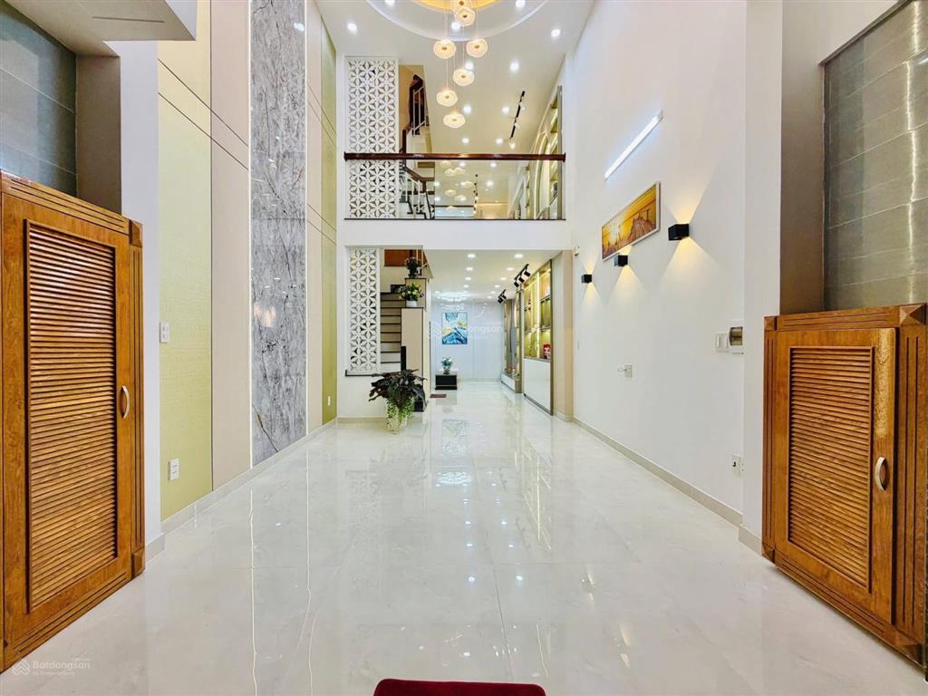 Lên sóng căn nhà hẻm xe hơi đúc 3 tấm full nội thất ngay trung tâm p11