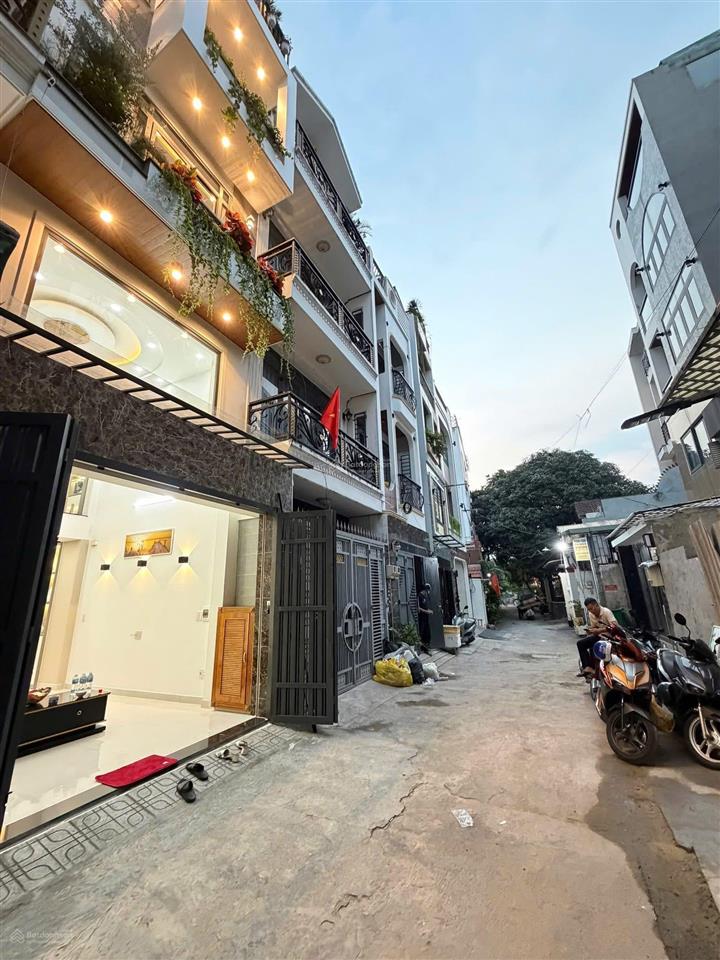 Lên sóng căn nhà hẻm xe hơi đúc 3 tấm full nội thất ngay trung tâm p11
