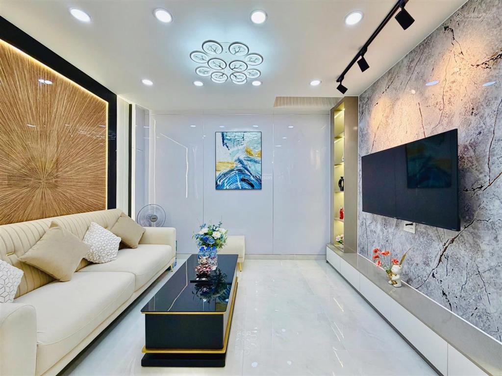 Lên sóng căn nhà hẻm xe hơi đúc 3 tấm full nội thất ngay trung tâm p11
