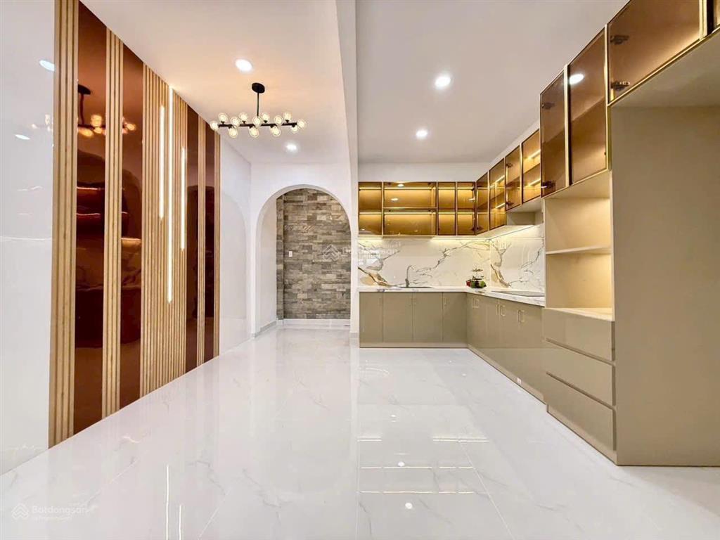 Bán nhà hẻm xe hơi 4x17m đúc 3 lầu sát emax2 nhà mới full nội thất