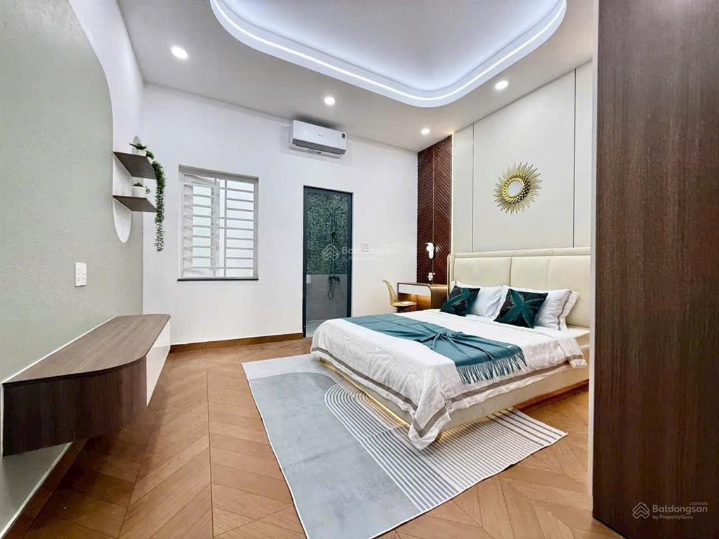 Bán nhà hẻm xe hơi 4x17m đúc 3 lầu sát emax2 nhà mới full nội thất