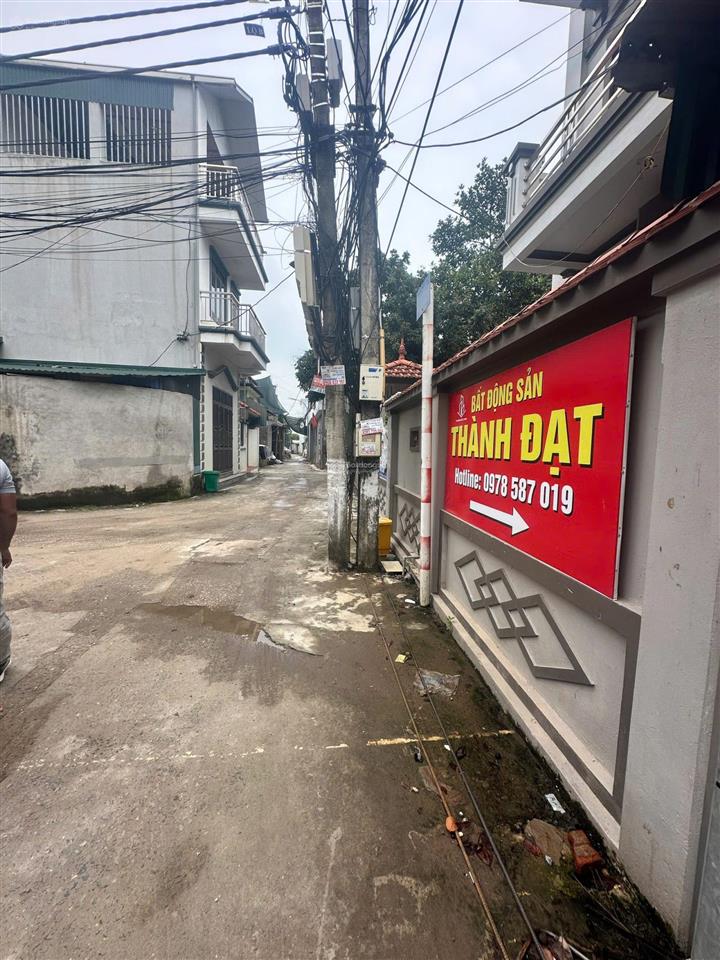 Chính chủ em cần bán gấp lô góc đẹp nhất liên kết mặt đường 6m, kinh doanh đỉnh.  cc0977 939 ***