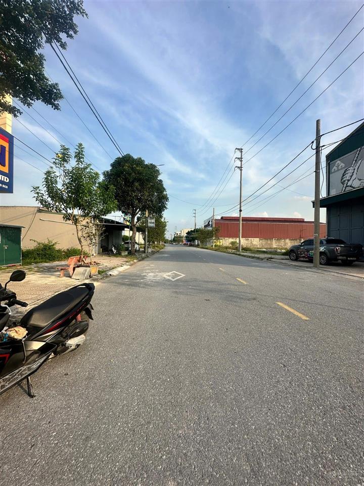 Chính chủ em cần bán gấp lô góc đẹp nhất liên kết mặt đường 6m, kinh doanh đỉnh.  cc0977 939 ***