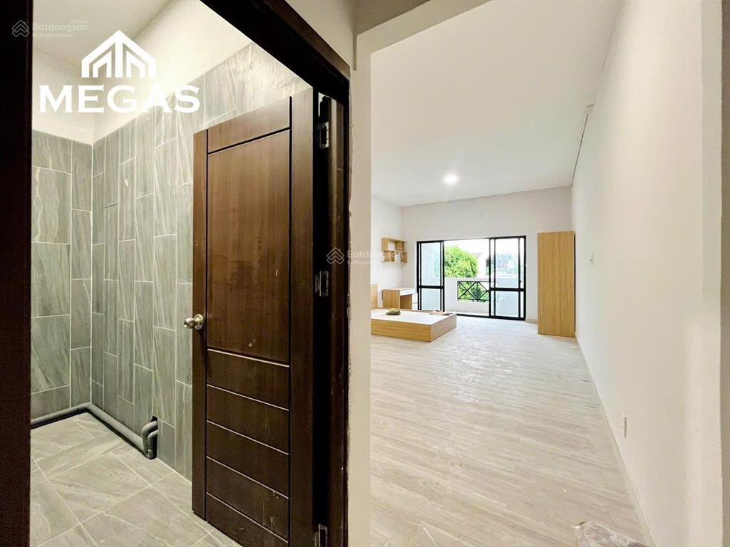 Studio ngay nguyễn tri phương, q5  full nội thất siêu thoáng  giá hơn 4trx