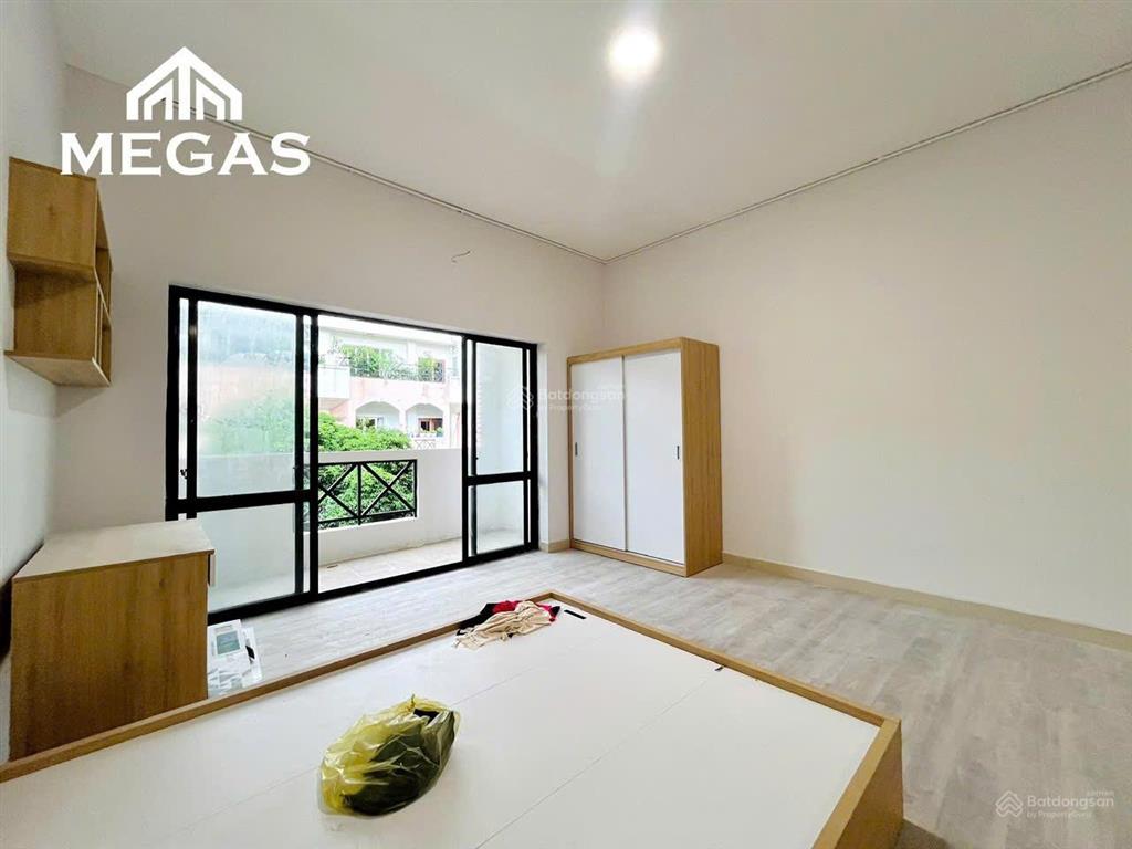 Studio ngay nguyễn tri phương, q5  full nội thất siêu thoáng  giá hơn 4trx