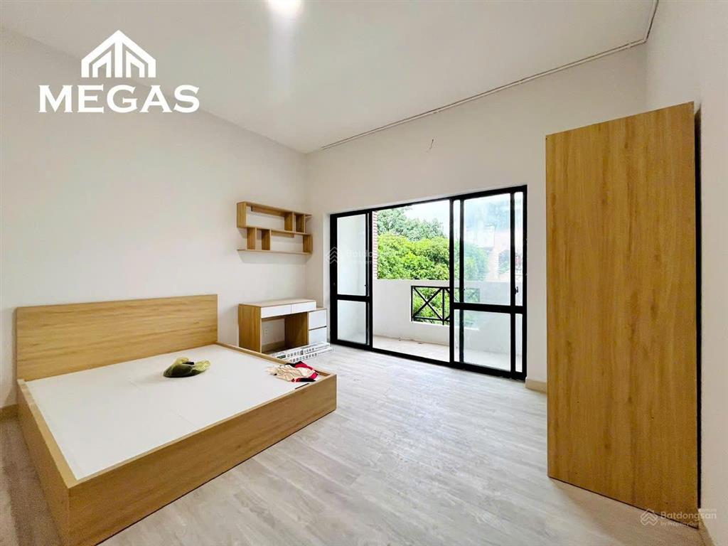 Studio ngay nguyễn tri phương, q5  full nội thất siêu thoáng  giá hơn 4trx