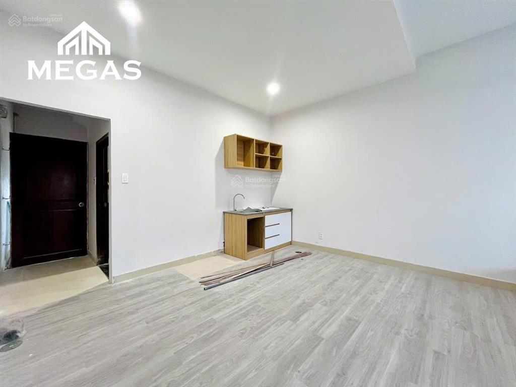 Studio ngay nguyễn tri phương, q5  full nội thất siêu thoáng  giá hơn 4trx