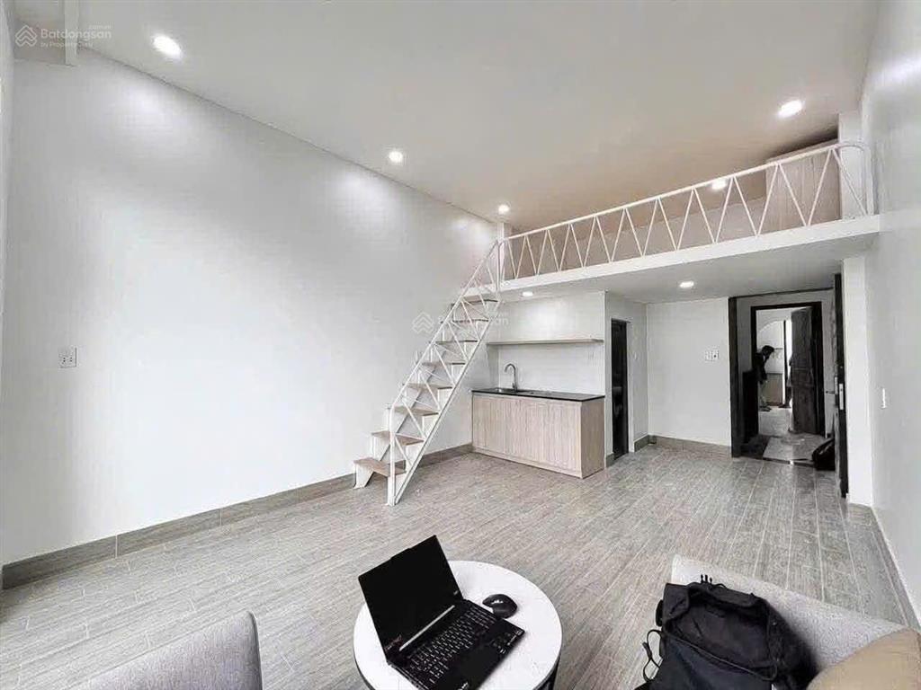 Cho thuê nhà trọ 4,7 triệu, 40m2 ở nguyễn văn cừ, p 2, q5, hcm đẹp xuất sắc