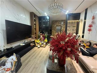 Nhà đẹp 6 tầng tây sơn  ngã tư sở  2 mặt ngõ  thang máy. dt 45m2. giá 13 tỷ.