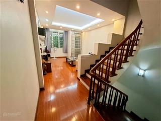 Bán ( gấp ) nhà võ thị sáu dân xây như mới  gần phố  dt 52m2 x 5 tâng. giá 11,9 tỷ.