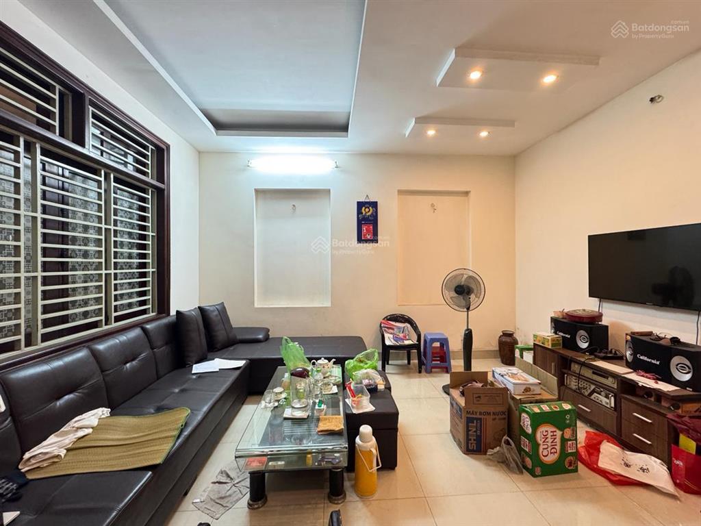 Trung tâm phố cổ trần xuân soạn. dt 30m2 x 6 tầng  cách 1 nhà ra phố. giá 12 tỷ.