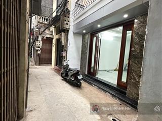 Bán nhà mình khai tương lai hàng xóm khu đô thị ven sông  thang máy. dt 50m2. giá 12,9 tỷ.