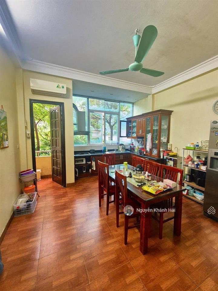 Chính chủ gửi bán nhà thái thịnh  ngõ thông ô tô. dt 50m2 x 5 tầng  kinh doanh. giá 13 tỷ.