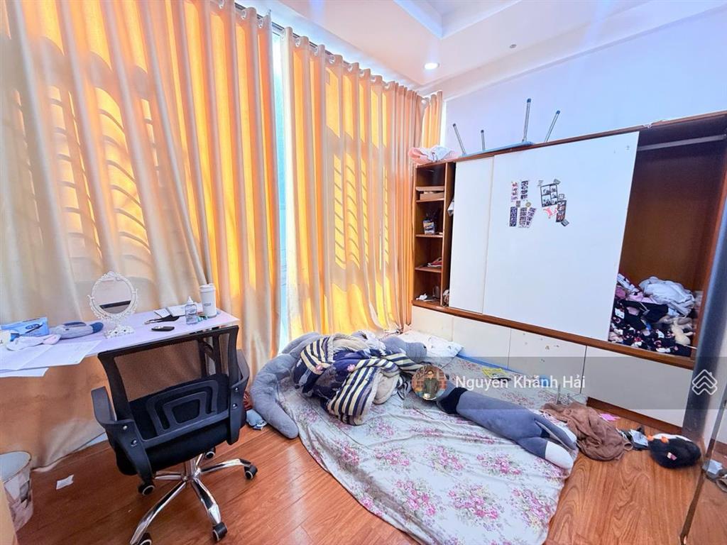 Phân lô  ô tô thẳng tắp trương định  kinh doanh. dt 53m2 x 4 tầng. giá 11 tỷ. có thương lượng.