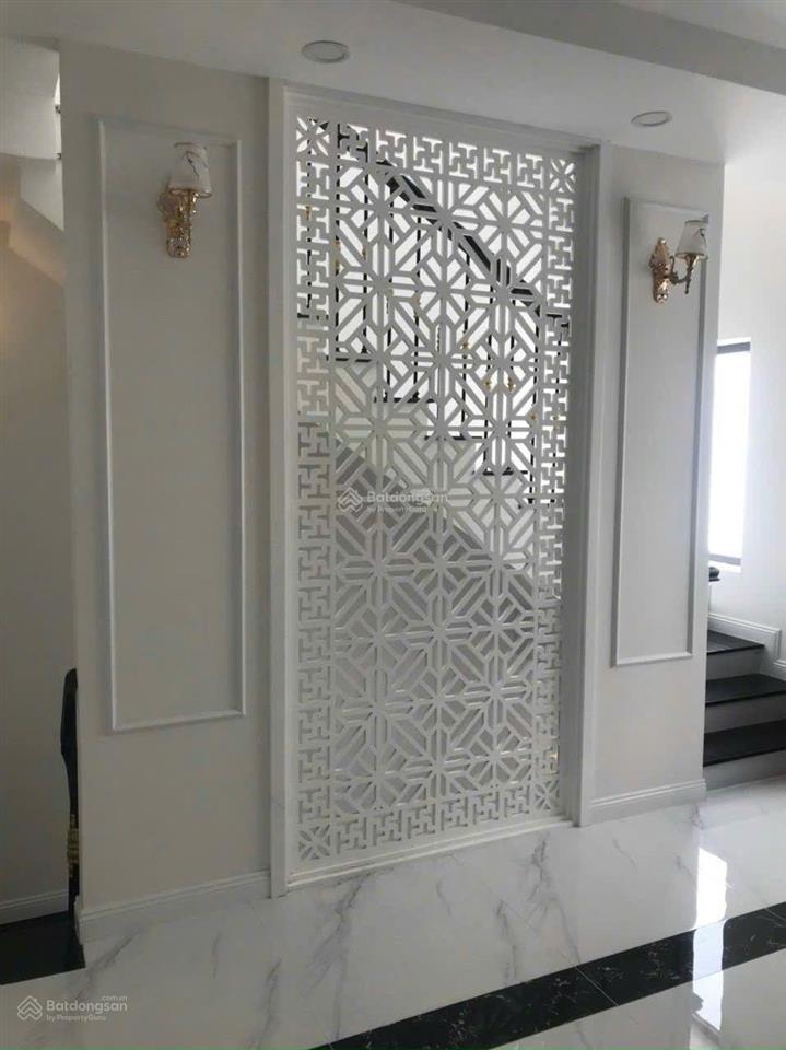 Cho thuê nhà solar city bến lức. nhà mới, nội thất đầy đủ. gần công viên, sông mát mẻ, bảo vệ 24/24