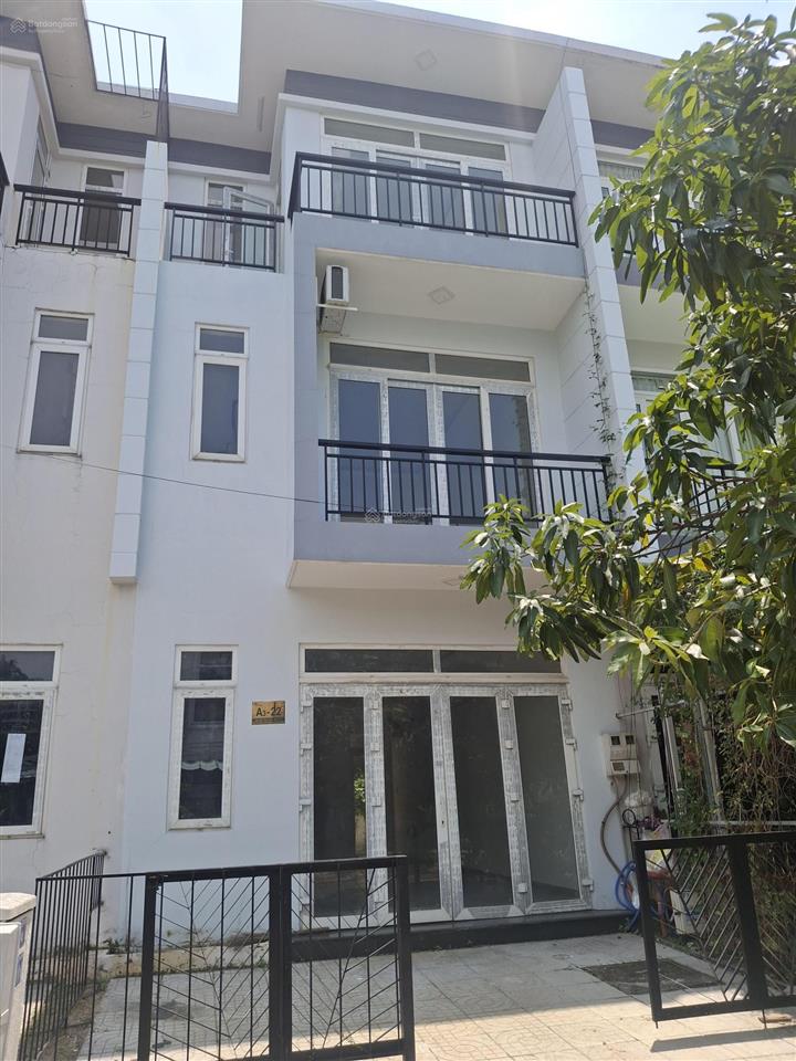 Cắt lỗ nhà shr 85m²  khu đô thị văn minh, có hồ bơi, sân thể thao, công viên qua vin hóc môn 3km