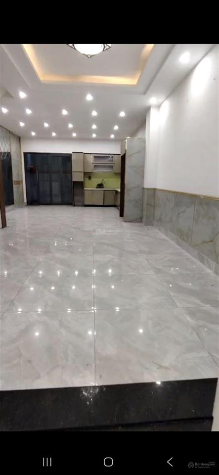 Cắt lỗ nhà shr 1 trệt 2 lầu 85m2  an ninh 24/24, đầy đủ tiện ích  cách vin hóc môn 1,5km