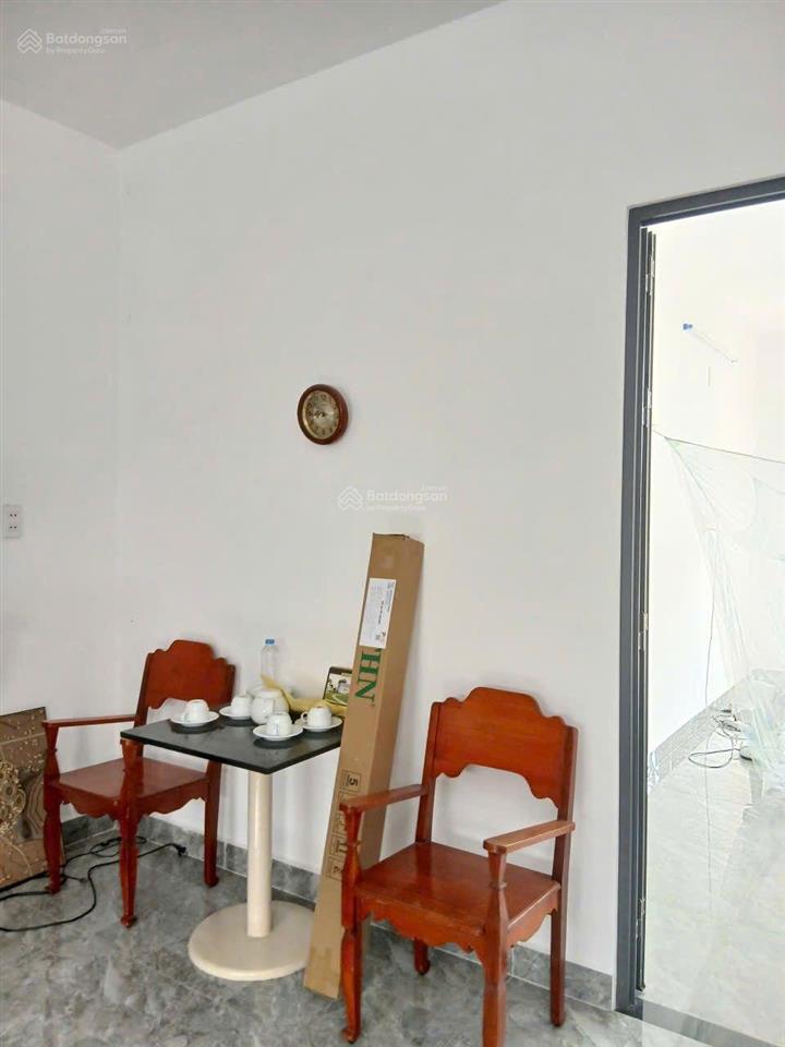 Cho thuê 10 triệu đầy đủ nội thất  khu an ninh 24/24, đậu oto thoải mái
