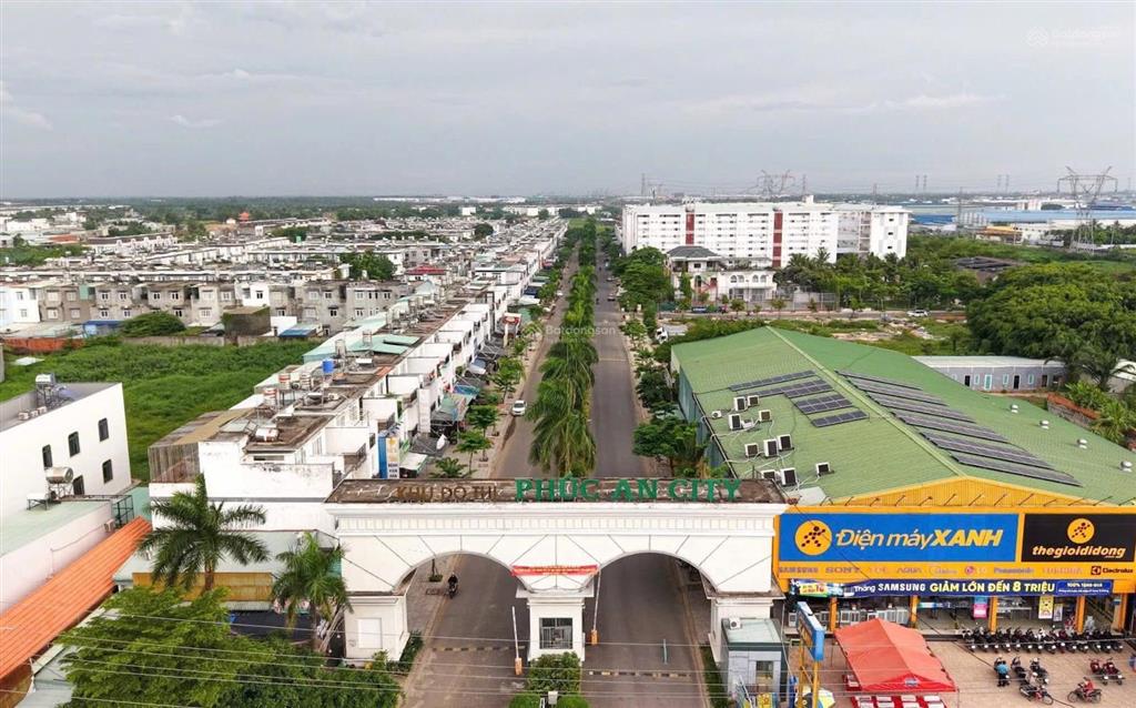 Nhà hoàn thiện đẹp thích hợp ở hoặc cho thuê, hồ bơi, sân thể thao, công viên, qua vin hóc môn 10p