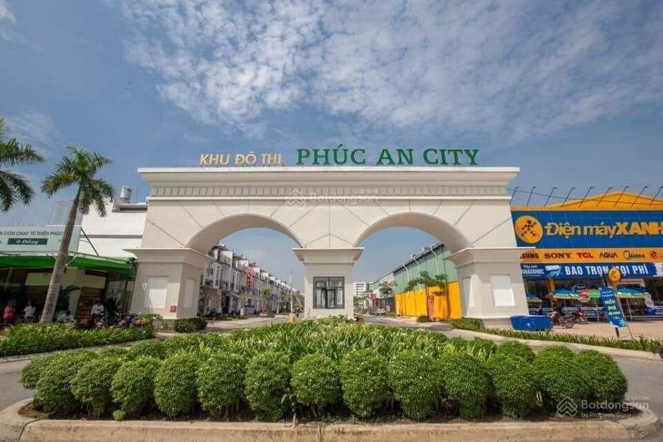 Nhà hoàn thiện đẹp thích hợp ở hoặc cho thuê, hồ bơi, sân thể thao, công viên, qua vin hóc môn 10p