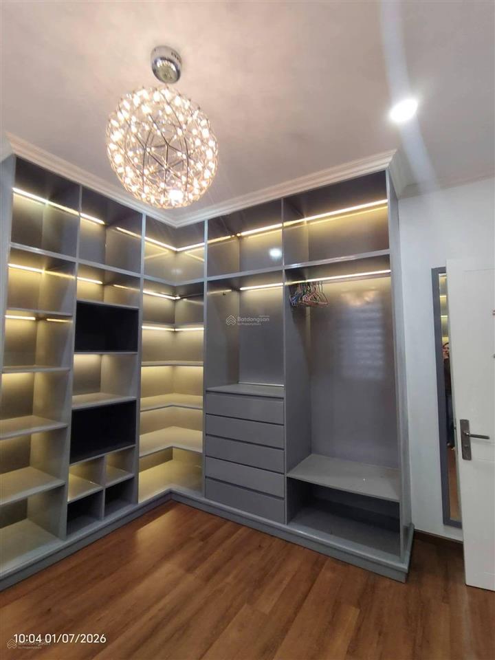Cho thuê biệt thự full nội thất  1 trệt 2 lầu 3  4pn. khu an ninh 24/24, yên tĩnh, gần kcn