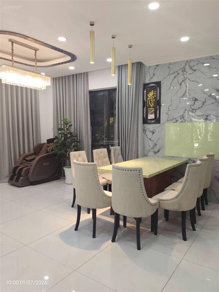Cho thuê biệt thự full nội thất  1 trệt 2 lầu 3  4pn. khu an ninh 24/24, yên tĩnh, gần kcn