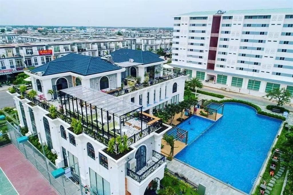 Cắt lỗ 300 triệu nhà phố hoàn thiện đẹp  1 trệt 2 lầu ở hoặc cho thuê  cách vin hóc môn 2km
