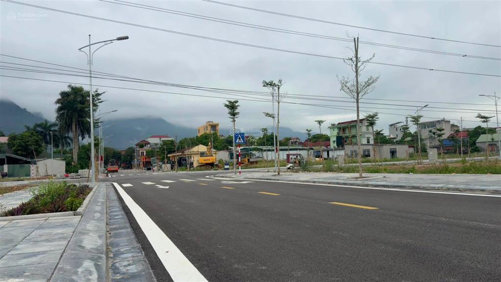 Đất vàng lõi đô thị hòa lạc,100m 2 full thổ cư, sát ql 21 a, metro 5, đhqg chỉ 2,5 tỷ
