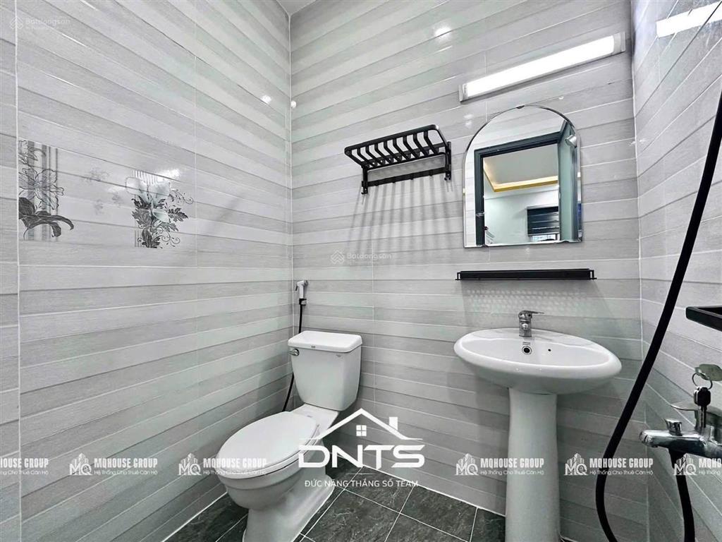 Cho thuê căn hộ studio cửa sổ q1 gần cầu ông lãnh, cầu calmette, bùi viện, chợ bến thành