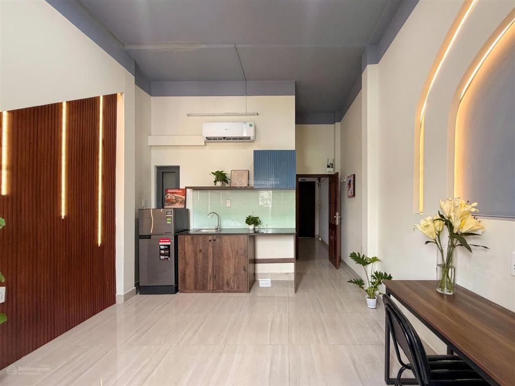 Cho thuê căn hộ studio cửa sổ q10 gần đh kinh tế ueh, đh bách khoa, đh hoa sen