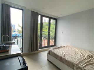 Cho thuê căn hộ studio cửa sổ lớn q1 gần cầu thị nghè, cầu ba son, dinh độc lập, nhà thờ đức bà