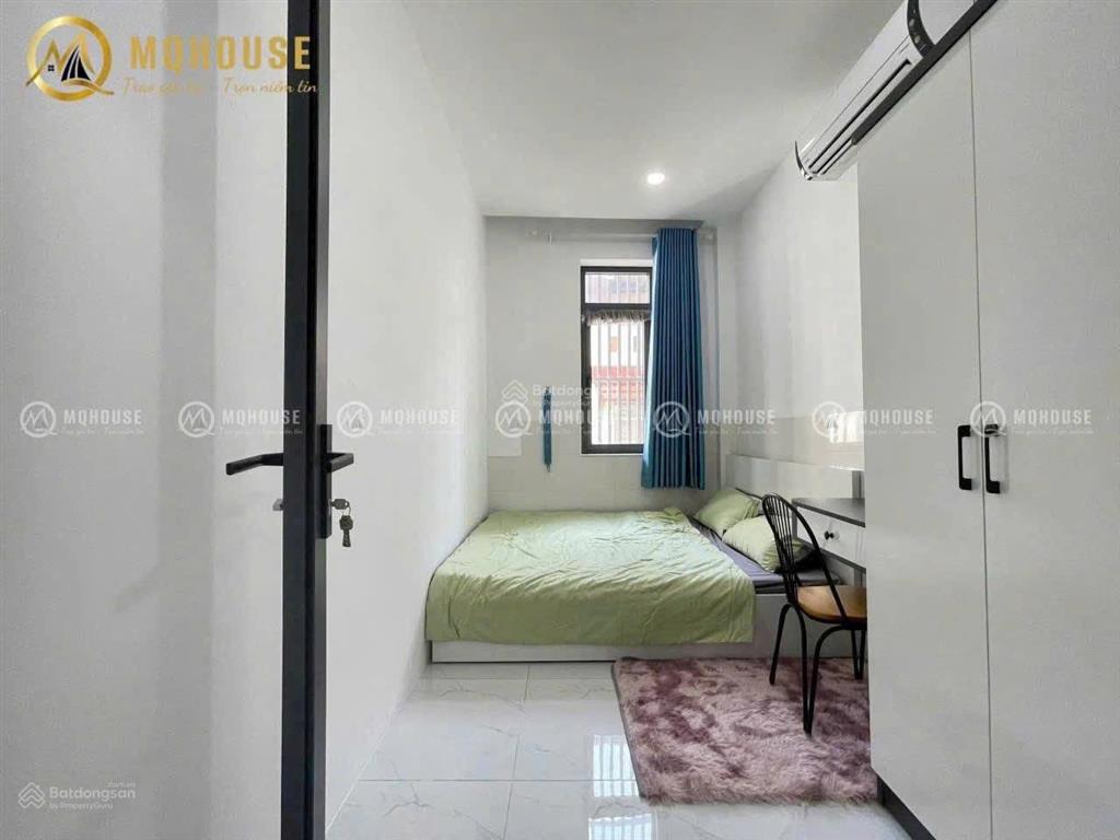 Cho thuê căn hộ 2pn cửa sổ q4 gần đh luật, đh nguyễn tất thành, cầu khánh hội, cầu tân thuận