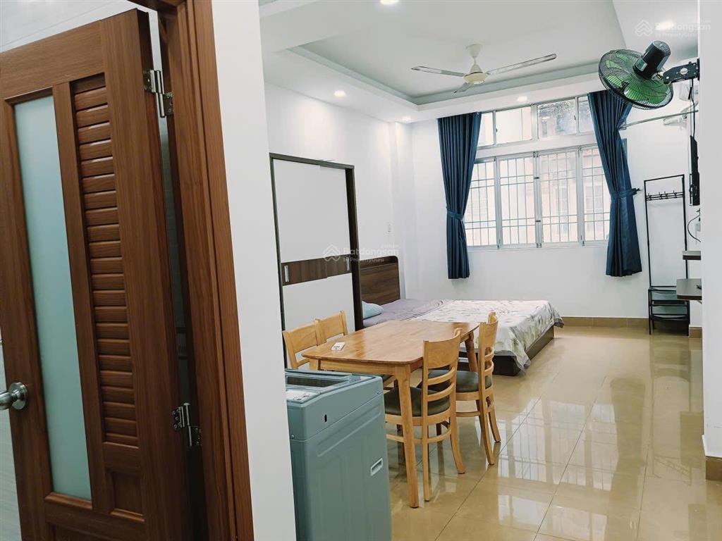 Cho thuê căn hộ studio cửa sổ, sạch sẽ q1 gần chợ bến thành, cầu ông lãnh, cầu calmette