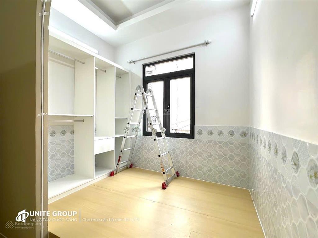 Cho thuê căn hộ 2pn cửa sổ phòng mới bốc seal q4 gần đh luật, đh nguyễn tất thành, cầu calmette