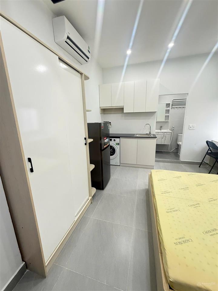 Cho thuê căn hộ studio cửa sổ thoáng, máy giặt riêng q1 gần chợ tân định, nhà thờ tân định