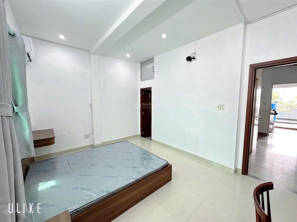 Cho thuê căn hộ 1pn ban công, máy giặt riêng q5 gần cầu nguyễn tri phương, đh kinh tế ueh