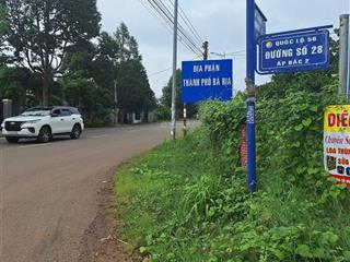 Chủ ngộp bán gấp lô đất đường số 28 hòa long 265m2/2ty520 tl