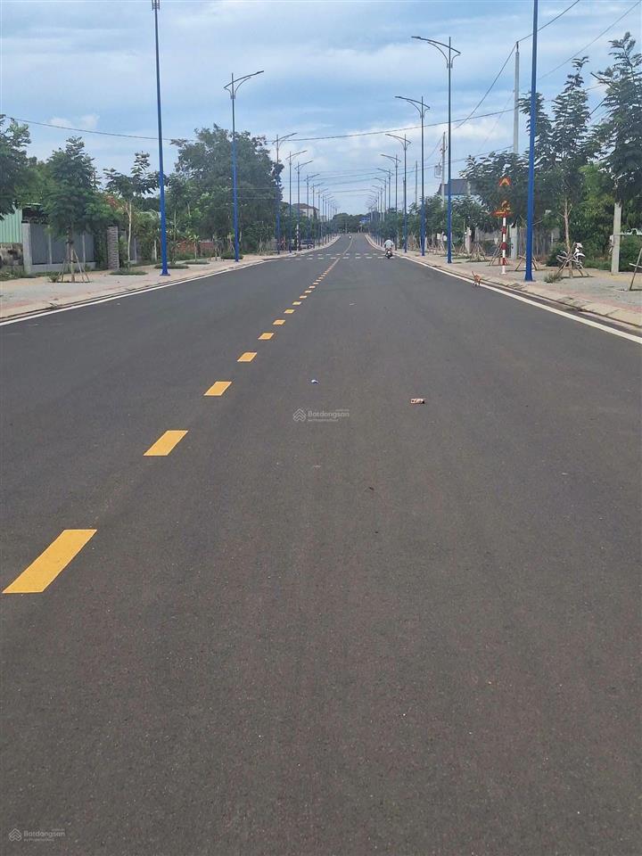 Chủ ngộp cần bán gấp lô đất lan anh 5 đường số 25 hòa long 100m2/1ty070