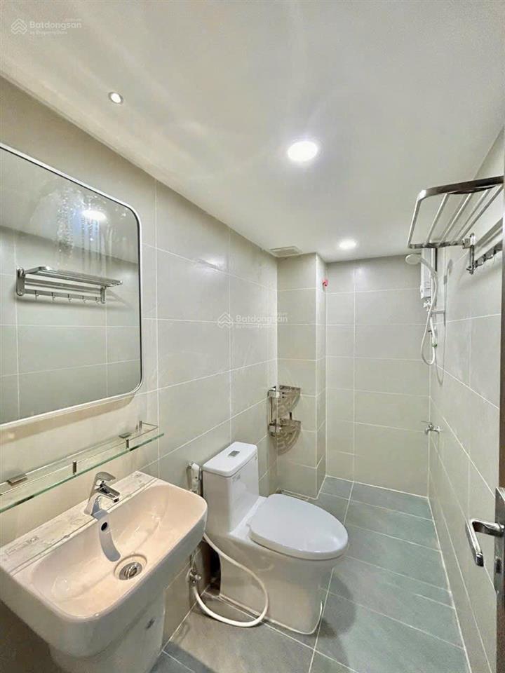Phòng cực mới, full nội thất ngay phạm văn đồng