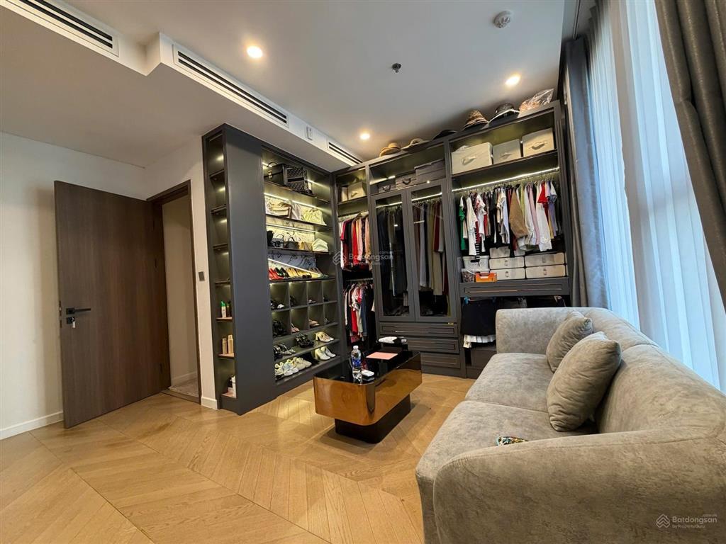 Bán 2 phòng ngủ góc 77m lumiere riverside, view city, lầu cao, giá 12.8 tỷ (all in)