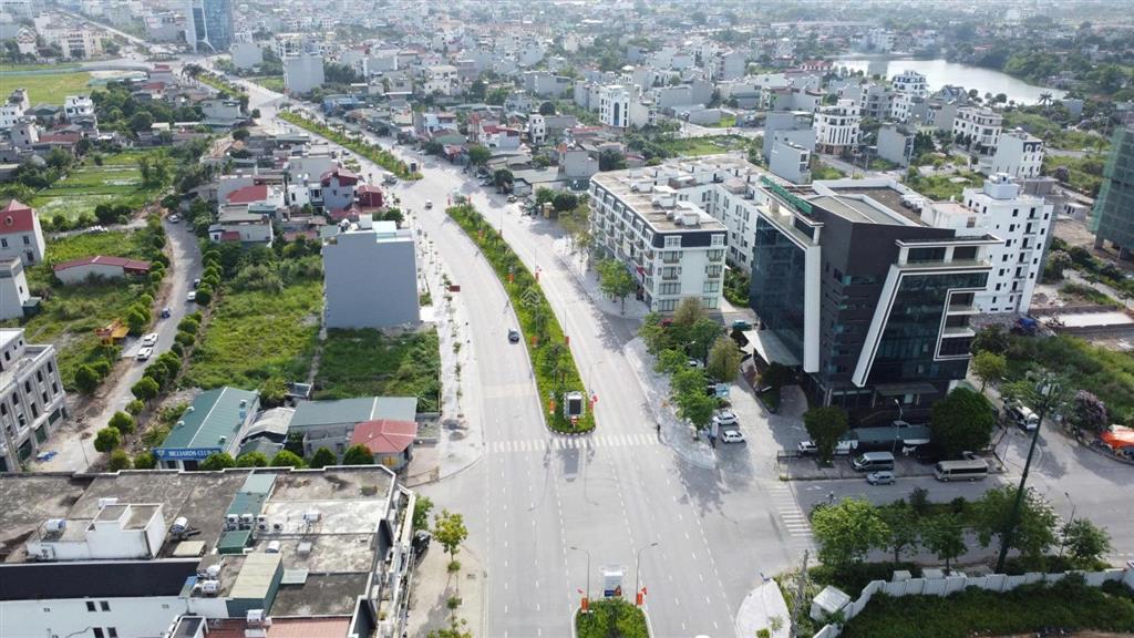 Bán lô đất 225m2 mặt tiền 9,5m đối diện bv việt đức cs2