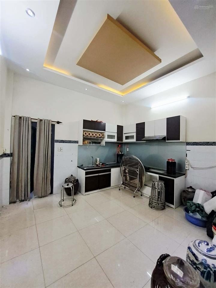 Chỉ 8,9 tỷ bán nhà đúc 4 lầu hẻm âu cơ, tân phú