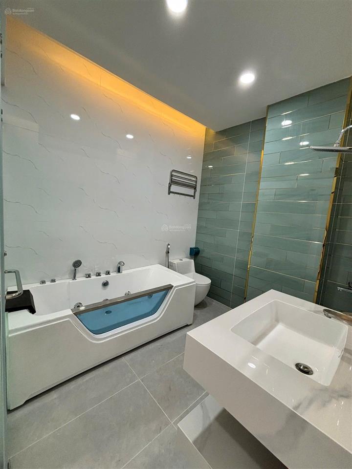 Nhà mới full nội thất, đẹp long lanh, tân phú  72m2  3 tầng  gần chợ tân hương & gò dầu